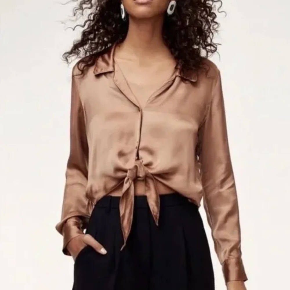 Aritiza Wilfred - Tie-Front Blouse